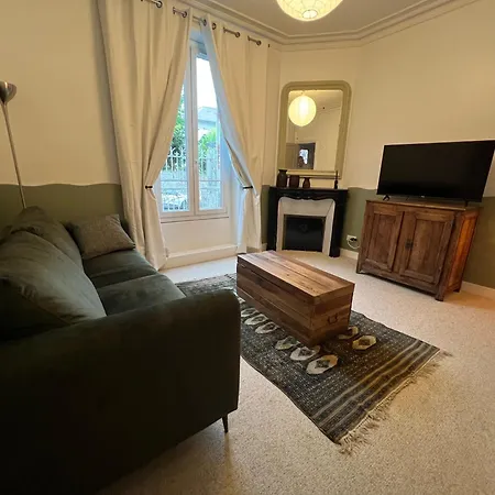 Holiday home La Maison Du 18 Chantilly